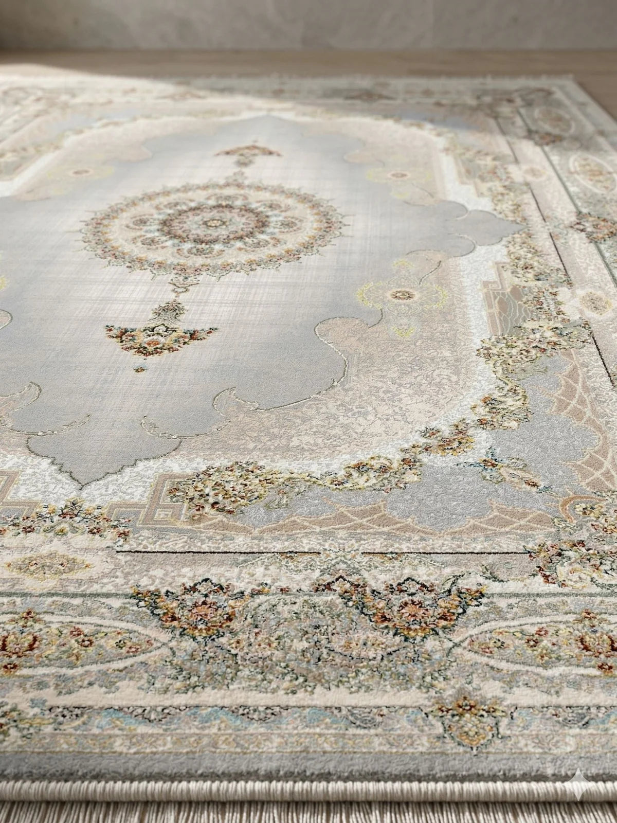 Salar Traditional Persian Area Rug Silver